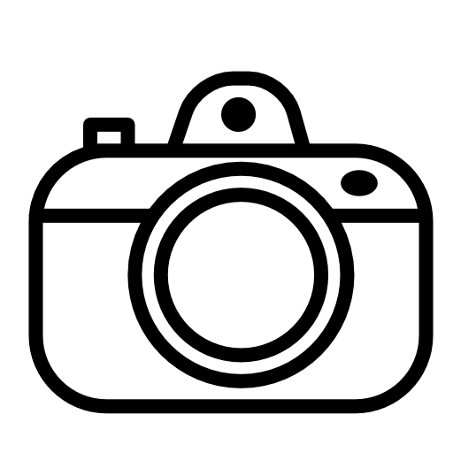 Photo camera with zoom lens outline